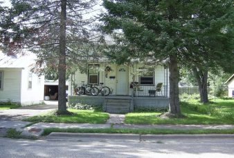Duplex Near Downtown and Riverfront