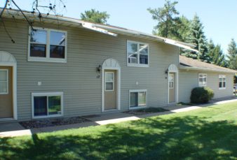 Pet Friendly 1-Bedroom One-Level Apartment Available for t he 2024/2025 School Year!