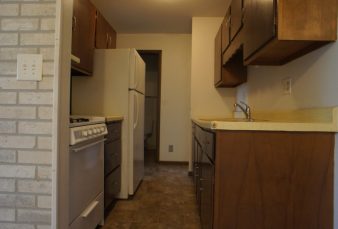 Affordable 1 Bedroom Apartment – Available for the 2023/2024 School Year!