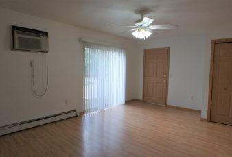 Pet Friendly 2 Bedroom Apartment Available for 2024/2025 School Year!