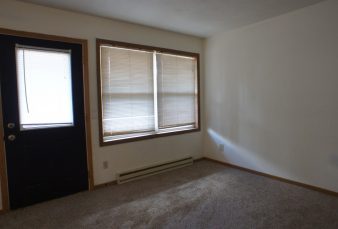 2 Bedroom Apartment – Close to Campus! Available for 2024/2025 School Year!