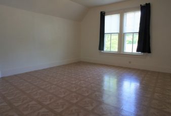 2 Bedroom Upper Apartment Available!