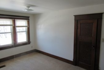 Very Nice Duplex with Heat Included only 1 block from campus!