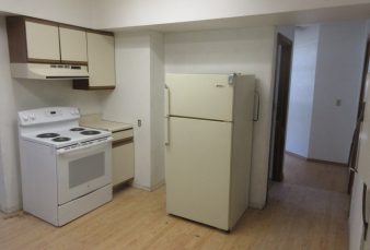 College Center Apartments – Heat Included! 2 baths!