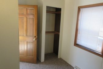 College Center Apartments – Heat Included! 2 baths!