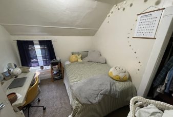 Available 25-26 School Year-One Block from Campus- 4 Students – 4 Bedrooms. Coin Free Laundry!