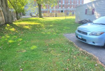 Available 26/27 School year Portage Street House – 5 Bedroom / 2.5 Bath