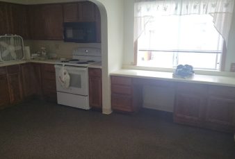 Available 26/27 School year Portage Street House – 5 Bedroom / 2.5 Bath