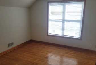 Available 26/27 School year Portage Street House – 5 Bedroom / 2.5 Bath