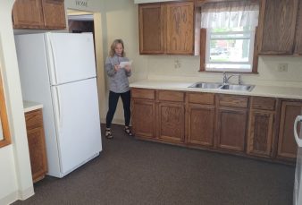 Available 26/27 School year Portage Street House – 5 Bedroom / 2.5 Bath